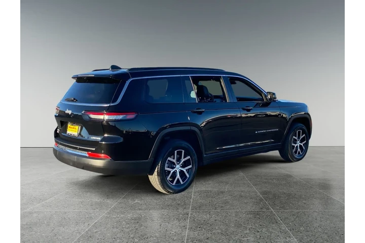$36137 : Jeep Grand Cherokee L 2024 4 image 5