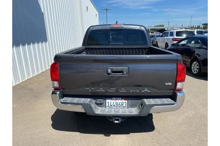 $26900 : Toyota Tacoma 2023 4x2 SR5 V image 5