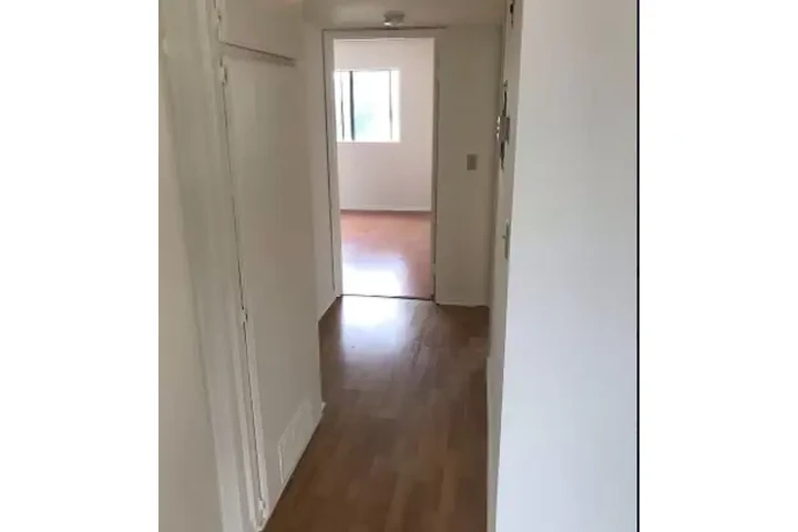 $1100 : Fountain Valley, CA muy listo image 1