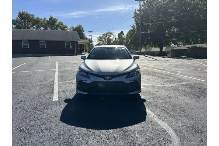 $17999 : 2021 Camry LE image 4