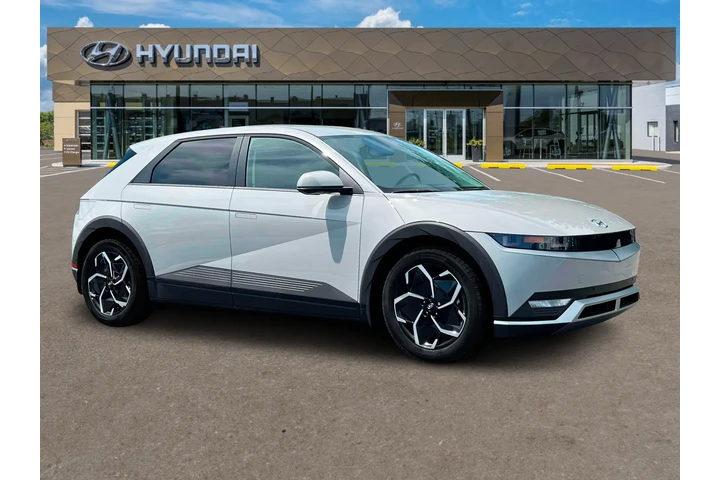 $24876 : Hyundai IONIQ 5 2024 SEL 4dr image 9