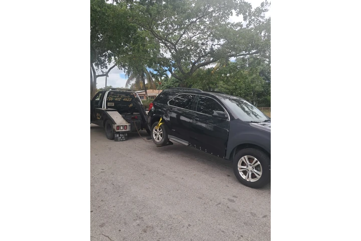 RASTRO HIALEAH COMPRA CARROS C image 2