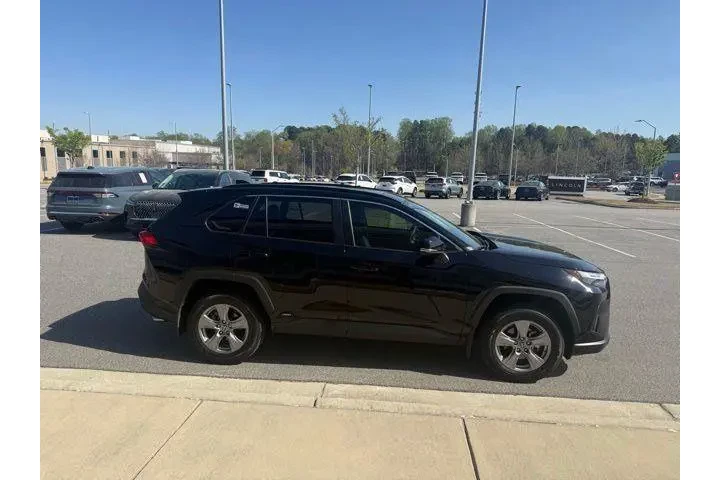 $34421 : Toyota RAV4 Hybrid 2025 AWD image 5