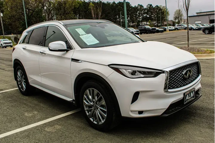 $31960 : INFINITI QX50 2024 AWD Luxe image 3