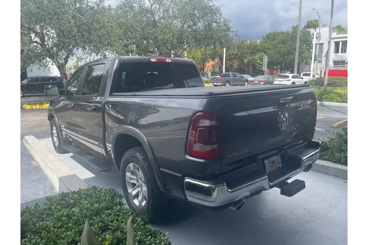 $37000 : Ram 1500 2022 4x2 Laramie 4d image 6