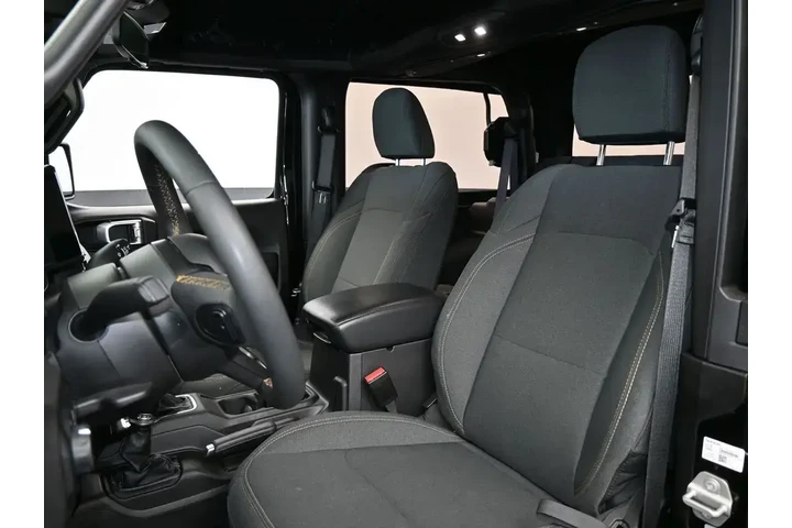 $29700 : Jeep Wrangler 2024 4x4 Sport image 10