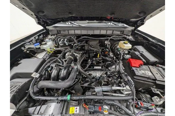 $39943 : Ford Bronco 2024 4x4 Black D image 10