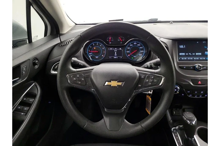 $13998 : Chevrolet Cruze 2018 LT Auto image 10