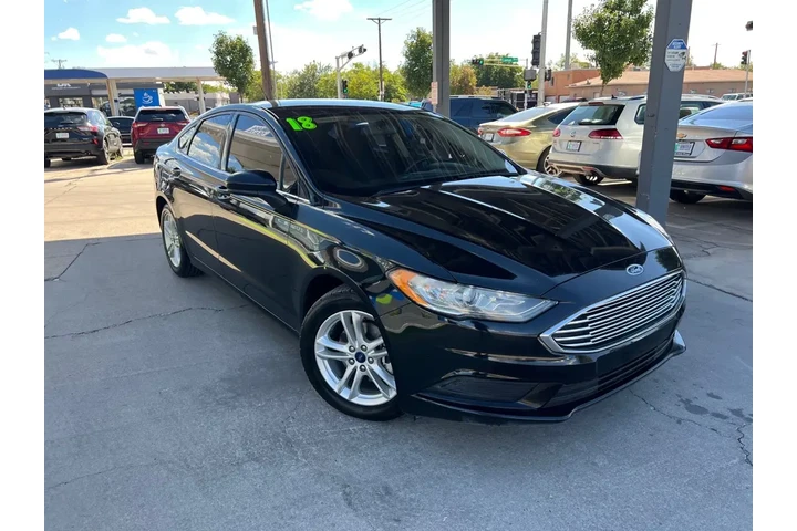 2018 Fusion SE image 3