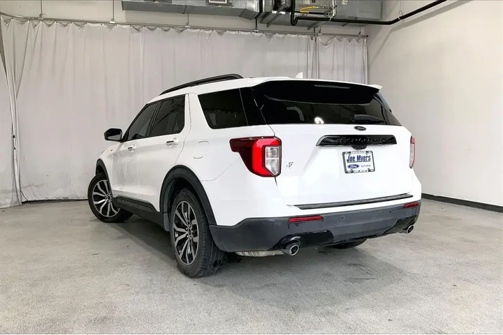 $27111 : Ford Explorer 2022 ST-Line 4 image 5