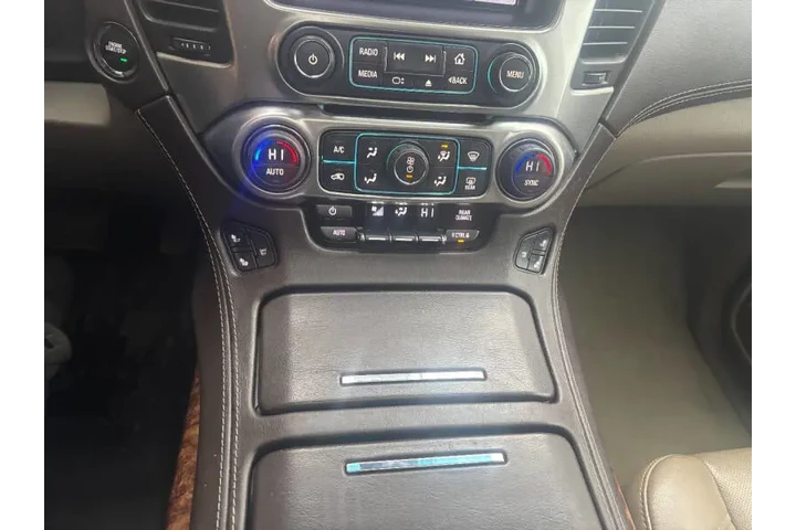 $22000 : 2015 Suburban LTZ image 6