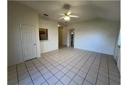 $1200 : Rental property with 3 bedro thumbnail