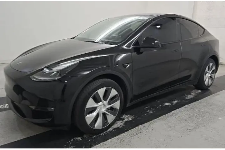 $34000 : Tesla Model Y 2024 AWD Long image 1