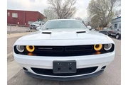 $24495 : 2021 Challenger SXT AWD thumbnail