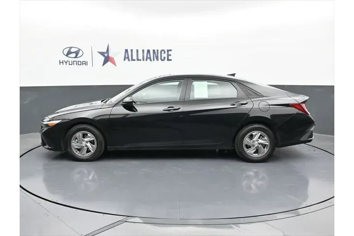 $20917 : Hyundai ELANTRA 2025 SE 4dr image 3