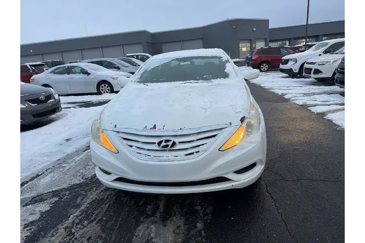 $4511 : Hyundai SONATA 2011 GLS 4dr image 2
