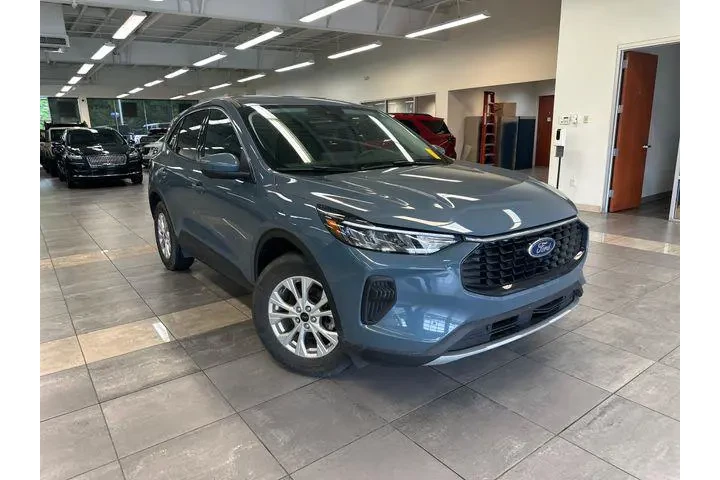 $24000 : Ford Escape 2023 AWD Active image 1
