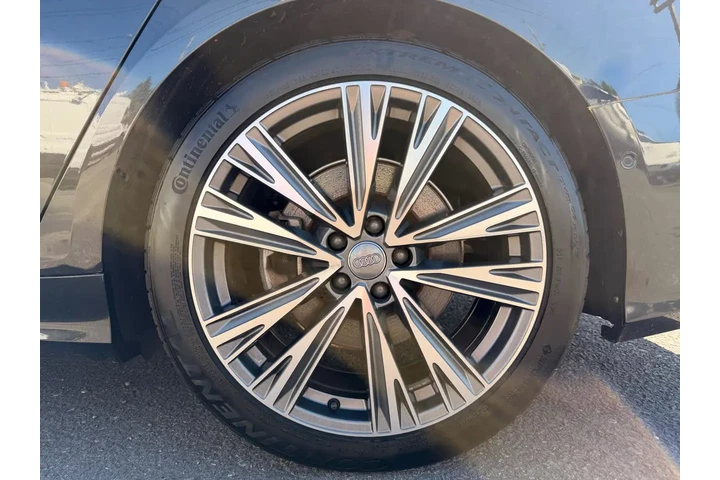 $21988 : 2019 A6 image 10
