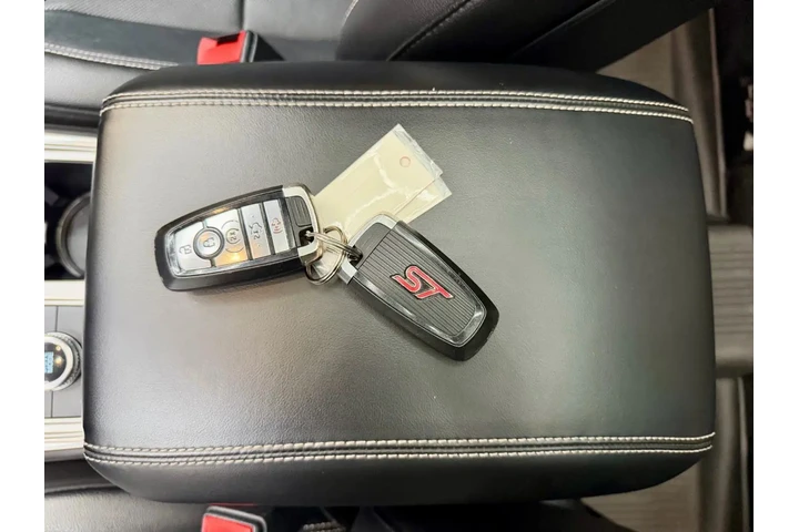 $24900 : 2020 FORD EXPLORER image 3