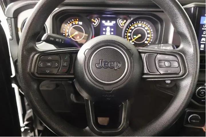 $30998 : Jeep Gladiator 2024 4x4 Spor image 3