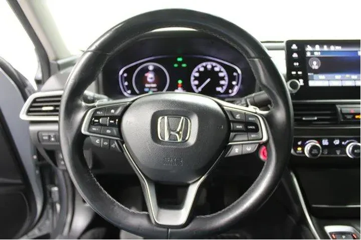 $26989 : Honda Accord 2019 Touring 4d image 9