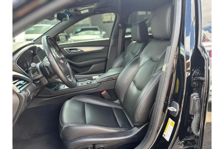 2023 CT5 Luxury image 7