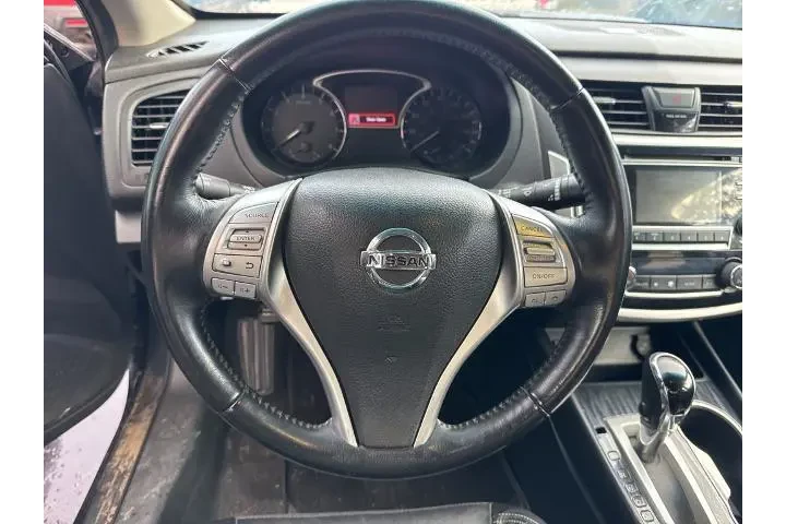 $15615 : Nissan Altima 2018 2.5 SL 4d image 5