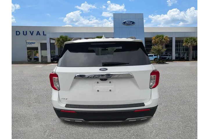 $28997 : Ford Explorer 2023 XLT 4dr S image 4