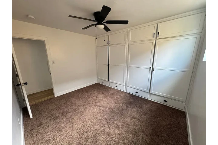 $1100 : Casa unifamiliar de 3 Recamara image 6