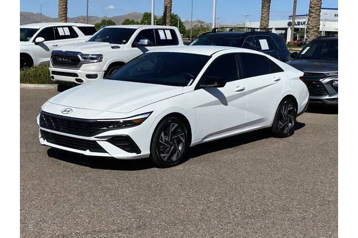 $22990 : Hyundai ELANTRA Hybrid 2025 image 7