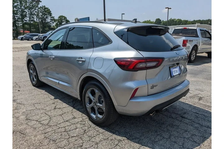 $21212 : Ford Escape 2024 ST-Line 4dr image 4