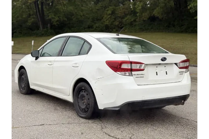 $3999 : 2017 Impreza 2.0i image 4
