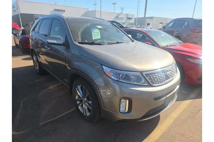 $9490 : 2014 Sorento Limited V6 image 1