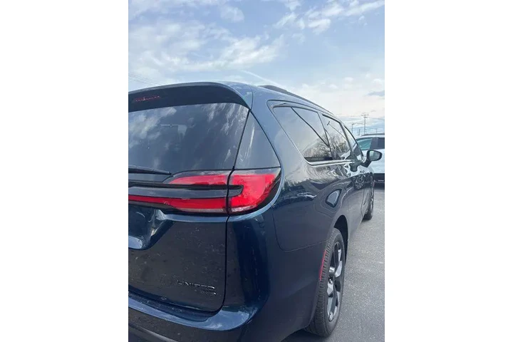 $38990 : Chrysler Pacifica 2023 AWD L image 9