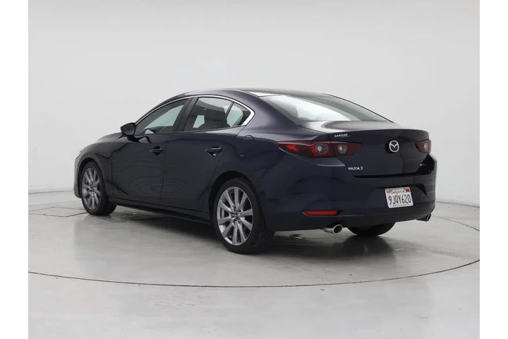 $21998 : Mazda Mazda3 Sedan 2023 2.5 image 2