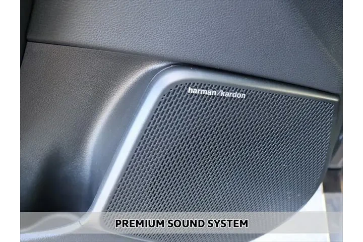 $18990 : Kia Soul 2023 GT-Line 4dr Cr image 4