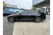 $29399 : Kia Stinger 2022 GT1 4dr Sed thumbnail