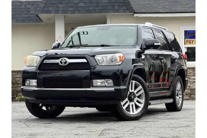 $9000 : 2011 4Runner Limited image 2