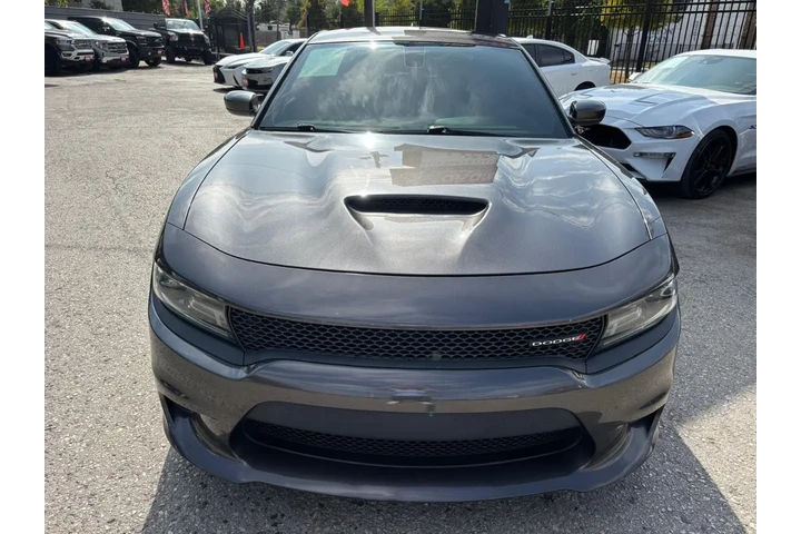 2020 Charger R/T RWD image 2