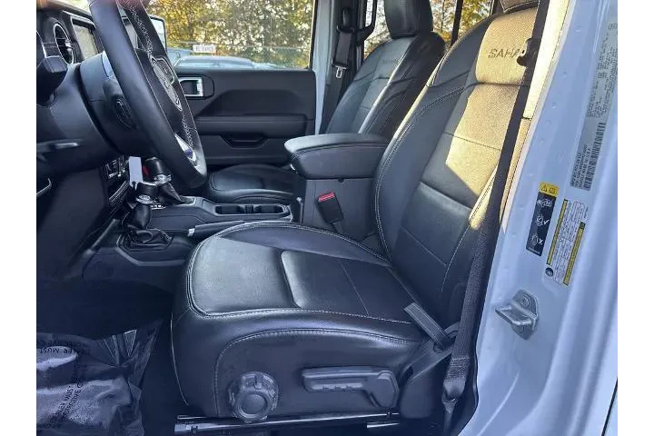 $37890 : Jeep Wrangler Unlimited 2022 image 10