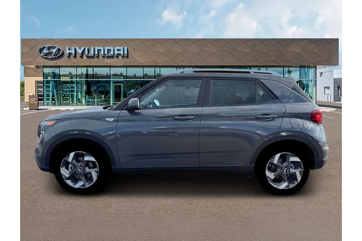 $23990 : Hyundai VENUE 2026 SEL 4dr C image 3