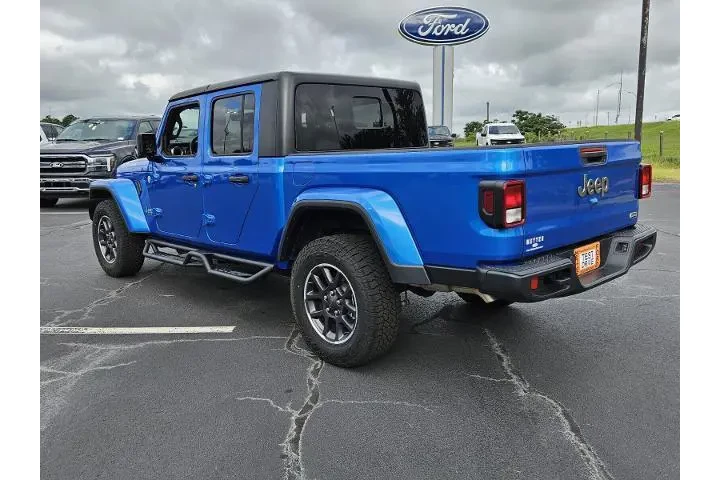 $34988 : Jeep Gladiator 2023 4x4 Over image 8
