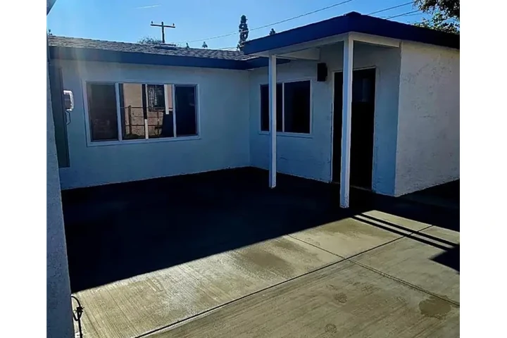 $2100 : 🎗️Move-In Ready🚧 image 3