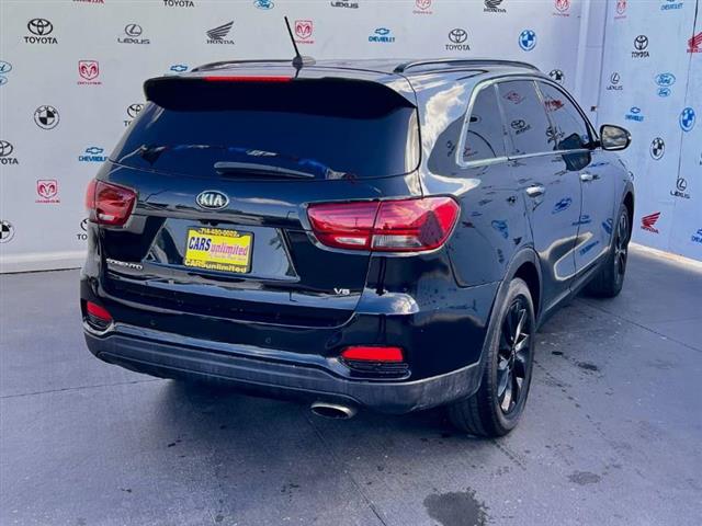 $17995 : Used 2019 Sorento S V6 FWD fo image 3