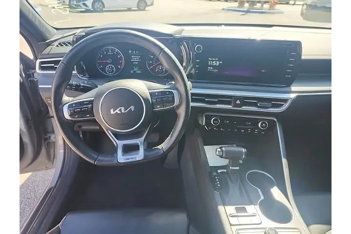 $28998 : Kia K5 2023 GT-Line 4dr Seda image 10