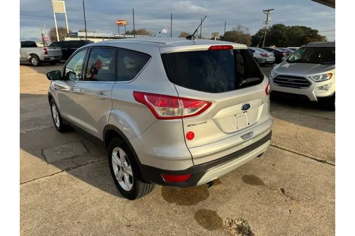 $8900 : Ford Escape 2016 SE 4dr SUV image 3