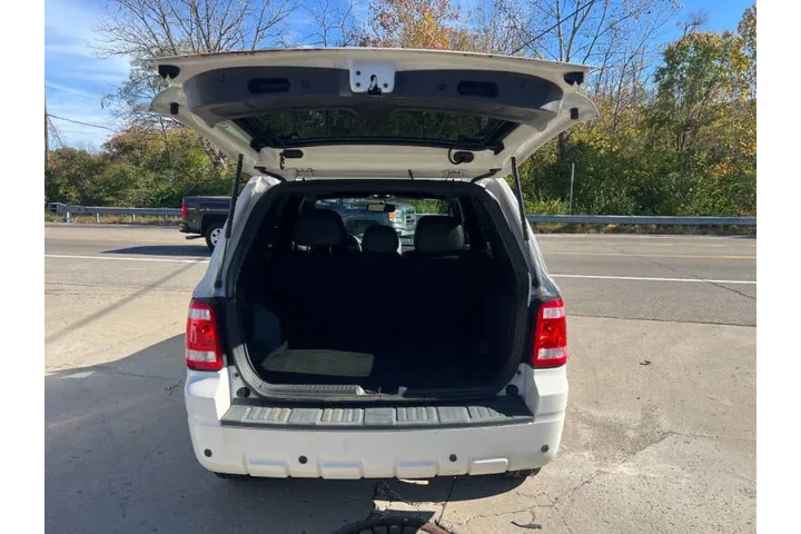 $5295 : 2011 Escape Limited image 8