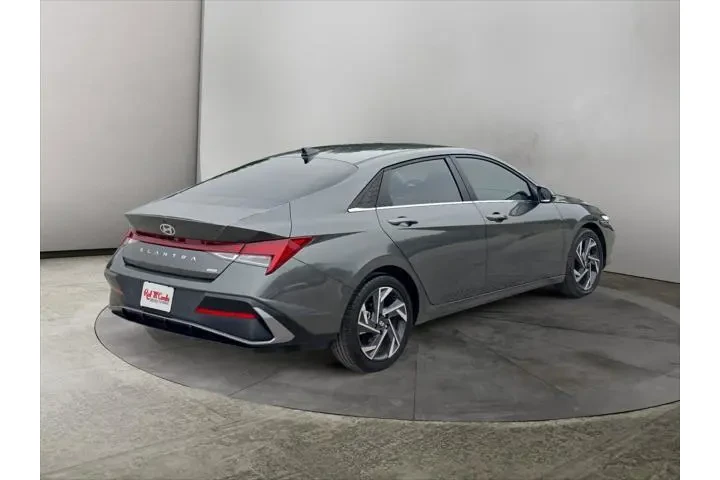 $26216 : Hyundai ELANTRA Hybrid 2024 image 5