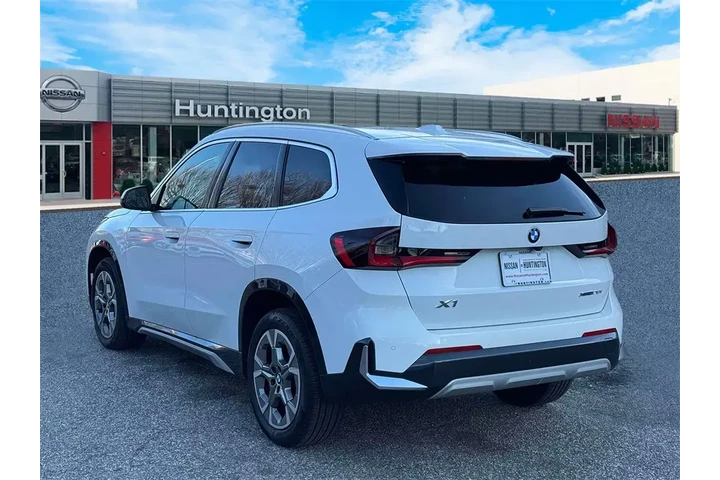 $32777 : BMW X1 2025 AWD xDrive28i 4d image 6