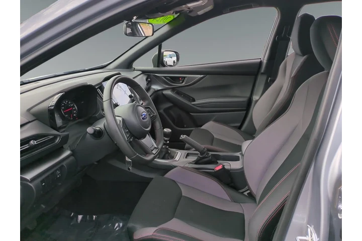 Subaru WRX 2024 AWD Base 4dr image 9